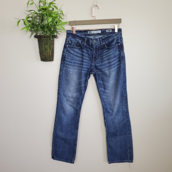 BKE Other - BKE Aiden Straight Mid Rise Medium Wash Jeans 28S